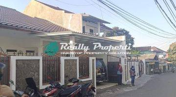 tampak depan rumah semi furnished jatiwaringin pondok