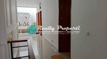 Gambar 5 Rumah Di Premier Estate 2  Jatiwarna Pondok Gede Full Furnished