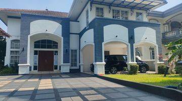 Gambar 1 Jual Rumah Lippo Karawaci Beverly Golf View Depan Golf 