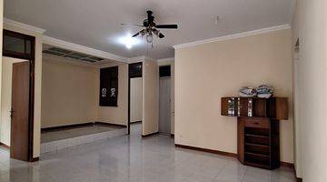 Gambar 5 Rumah Siap Huni Semi Furnished Area Rempoa Ciputat Dekat MRT 