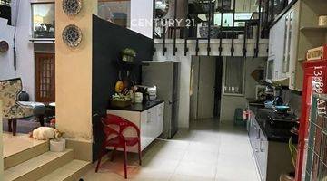 Gambar 4 RUMAH MODERN MINIMALIS RENOVATED DI KEBAYORAN BINTARO SEKTOR 7