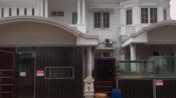 Gambar 1 Rumah mewah minimalis siap huni