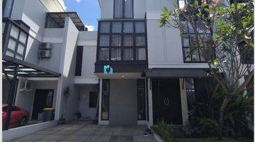 Gambar 1 Rumah Cluster Mewah di Kawasan Ampera Jakarta Selatan