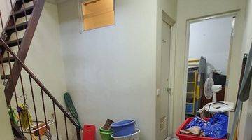 Gambar 5 Rumah 2 Lantai Bagus Furnished SHM 240 M2