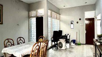 Gambar 5 Dijual Rumah 2 Lantai Dipusat Kota Surabaya