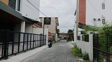 Gambar 2 Dijual Tanah Luas Bonus Bangunan Rumah, Harga Murah Lokasi Lempongsari Dekat Ugm