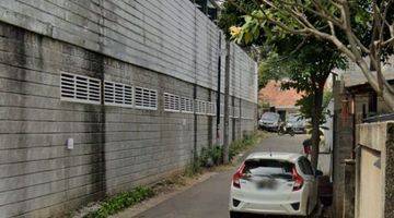 Gambar 3 Rumah 2 Lantai Kebayoran Lama