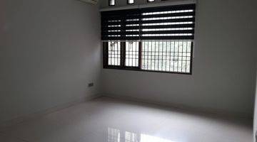 Gambar 5 Disewakan Rumah Furnished di Dempo, Jakarta Selatan. Nego