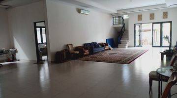 Gambar 3 Dijual rumah mewah 1½ Lantai area Kemang, Jakarta Selatan