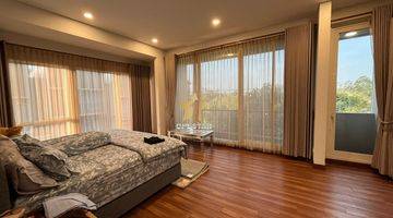 Gambar 2 Dijual Rumah Mewah Hook Full Furnished Cluster Mozart, Gading Serpong 