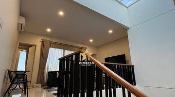 Gambar 3 Dijual Rumah Mewah Hook Full Furnished Cluster Mozart, Gading Serpong 