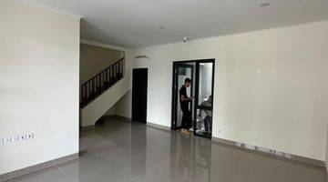 Gambar 4 Rumah Bagus Banget Siap Huni Cluster Leonora, Gading Serpong