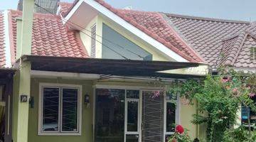 Gambar 1 Rumah full renov, 1 ½ lantai. Ada mazanine. Jual cepat