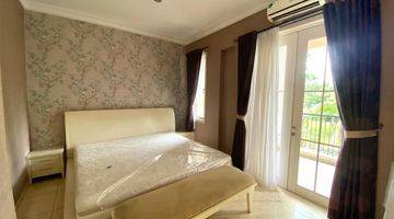 Gambar 3 Rumah Bagus 3 Lantai Full Furnished Dengan Pool Di Dalamnya