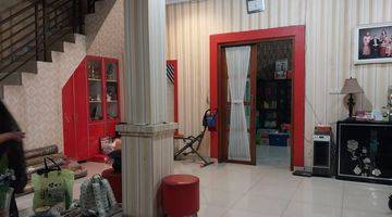 Gambar 5 Disewa Rumah 2 Lantai Furnished di
Pondok Pekayon Indah