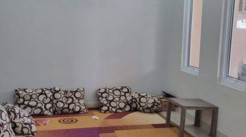 Gambar 5 Dijual Rumah 2 Lantai Semi Furnished SHM di Jati Asih