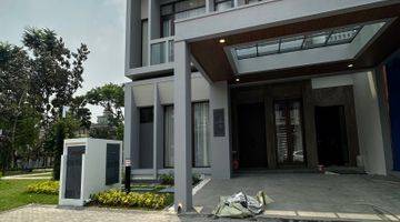 Gambar 1 Menteng Grand Carport 5 Mobil  Rumah Baru