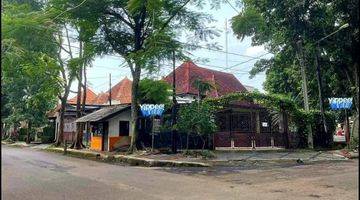 Gambar 1 Rumah Terawat Di Daerah Burangrang Bandung Lokasi Strategis 