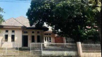 Gambar 5 Rumah Belanda Di Sayap Riau Bandung 