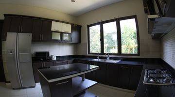 Gambar 3 Rumah 2 Lantai Bagus Semi Furnished Shm, Dekat Dian Harapan