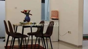 ruang keluarga rumah minimalis strategis bebas banjir