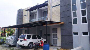 tampak depan rumah siap huni strategis dekat
