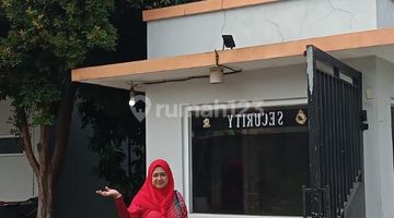 tampak depan rumah siap huni strategis dekat