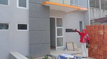 tampak depan rumah siap huni strategis dekat