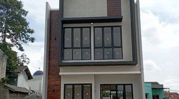 Gambar 1 Rumah Modern 2 Lantai Esklusive Di Bintaro 