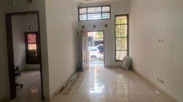 Gambar 3 Dijual Rumah di Cluster Celesta Graha Raya Bintaro