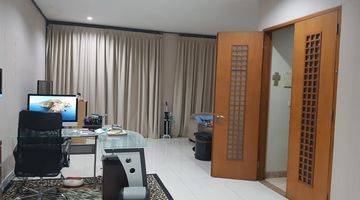 Gambar 2 Turun Harga Rumah 3 Lantai Bagus Semi Furnished di Setra Duta, Bandung