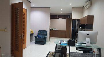 Gambar 3 Turun Harga Rumah 3 Lantai Bagus Semi Furnished di Setra Duta, Bandung