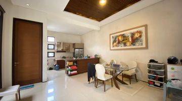 Gambar 1 Rumah Minimalis Lux Singgasana Pradana Furnished Mewah