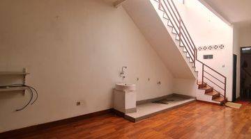 Gambar 1 Rumah Bagus Unfurnished SHM di Batununggal, Bandung