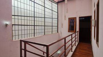 Gambar 3 Rumah Bagus Unfurnished SHM di Batununggal, Bandung