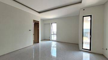 Gambar 1 Rumah 2 Lantai Bagus Unfurnished SHM di Setraduta, Bandung