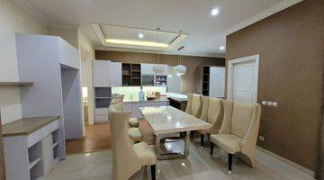 Gambar 4 Rumah Bagus Unfurnished SHM di Setraduta, Bandung