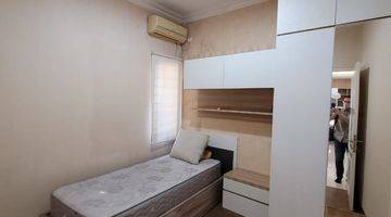 Gambar 5 Rumah Bagus Unfurnished SHM di Setraduta, Bandung