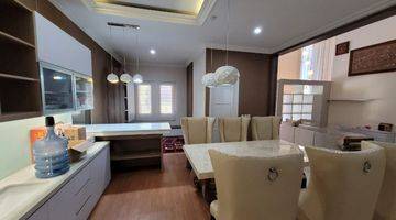 Gambar 2 Rumah Bagus Unfurnished SHM di Setraduta, Bandung