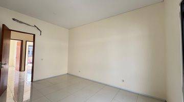 Gambar 5 Rumah Cozy Dan Pencahayaan Bagus di Sayap Turangga 2 Lantai Baru Unfurnished SHM di Bandung, Bandung