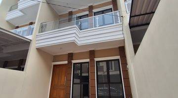 Gambar 1 Dijual Rumah Bagus  Brand New Duri Kepa  , Dekat Taman Ratu, Jakarta Barat