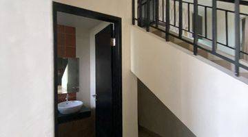 Gambar 3 Dijual Rumah Casa Jardin, Dekat Green Mansion, Daan Mogot, Jakarta Barat