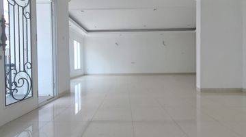 Gambar 4 Dijual Exlusive Town House Strategis, Cilandak Jakarta Selatan