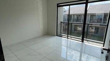 Gambar 3 Rumah Bagus Unfurnished SHM di Kbp Tatar Tarubhawana , Bandung