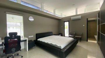 Gambar 3 Rumah 2 Lantai Bagus Semi Furnished SHM di Kbp Tatar Ratnasasih , Bandung