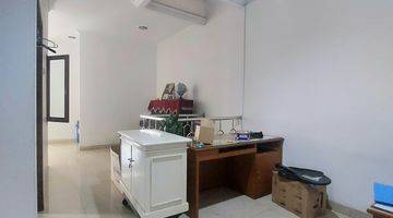 Gambar 1 Rumah 3 Lantai Bagus Semi Furnished, Kelapa Gading Jakarta Utara