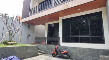 Gambar 1 Dijual Rumah Sentul City Cluster Santorini