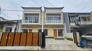 Gambar 1 Rumah Siap Huni 2 Lantai Kencana Loka Bsd , Semi Furnished