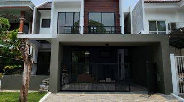 Gambar 1 Rumah Baru Graha Family - Graha Famili Surabaya Barat Modern 4+1 K Tidur