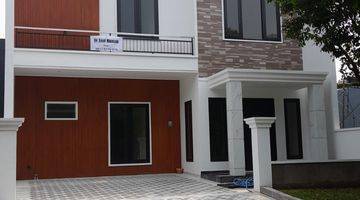 Gambar 1 DIJUAL BEAUTIFUL HOUSE MINIMALIS MODERN DESIGN!!! •EASTWOOD CITRALAND•